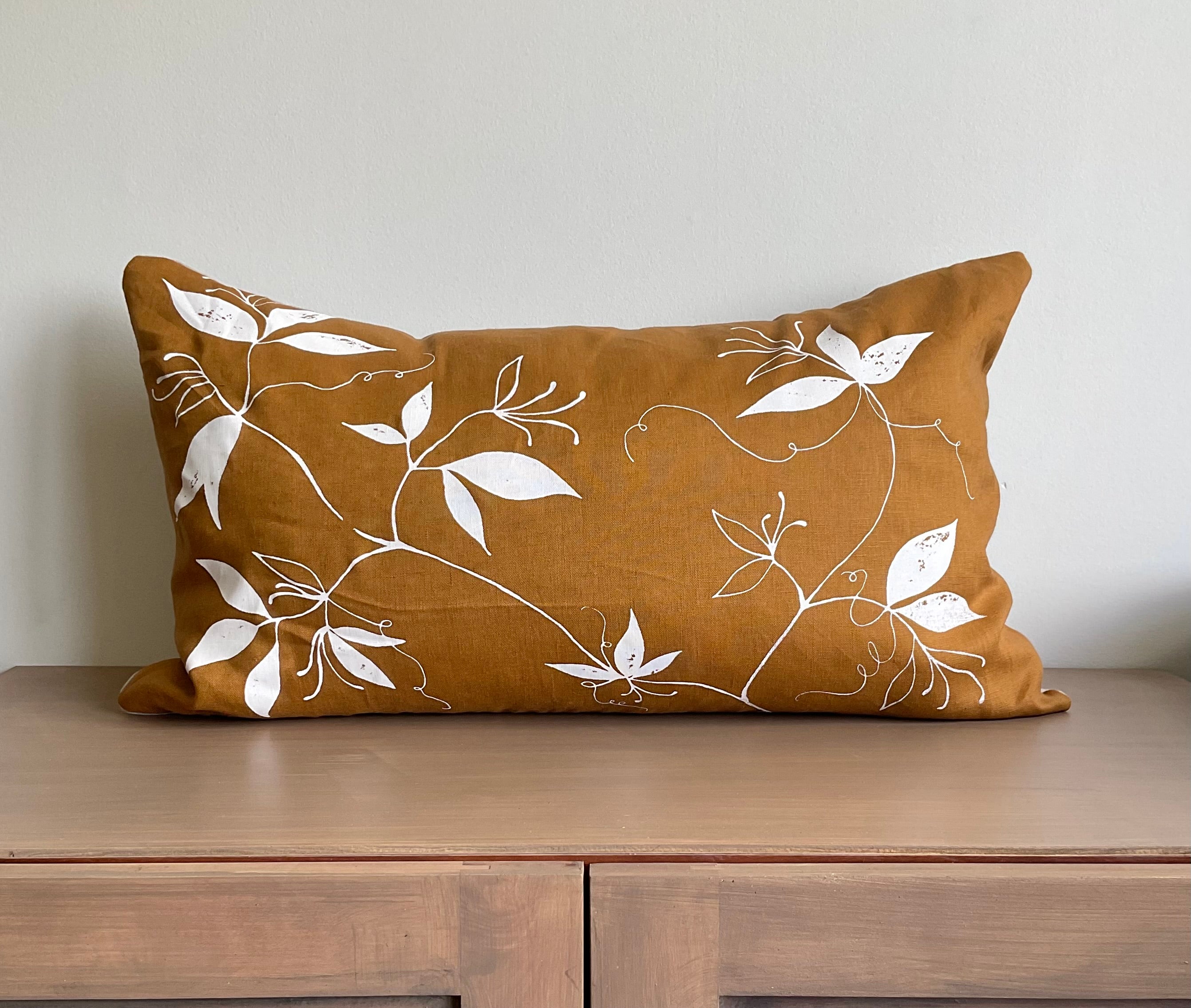 Designs on outlet pillow covers